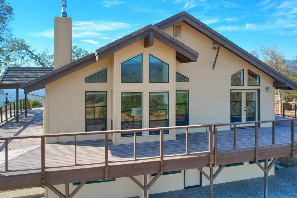 New! Yosemite Mountain Villa, Stunning Views -More Oakhurst Ngoại thất bức ảnh