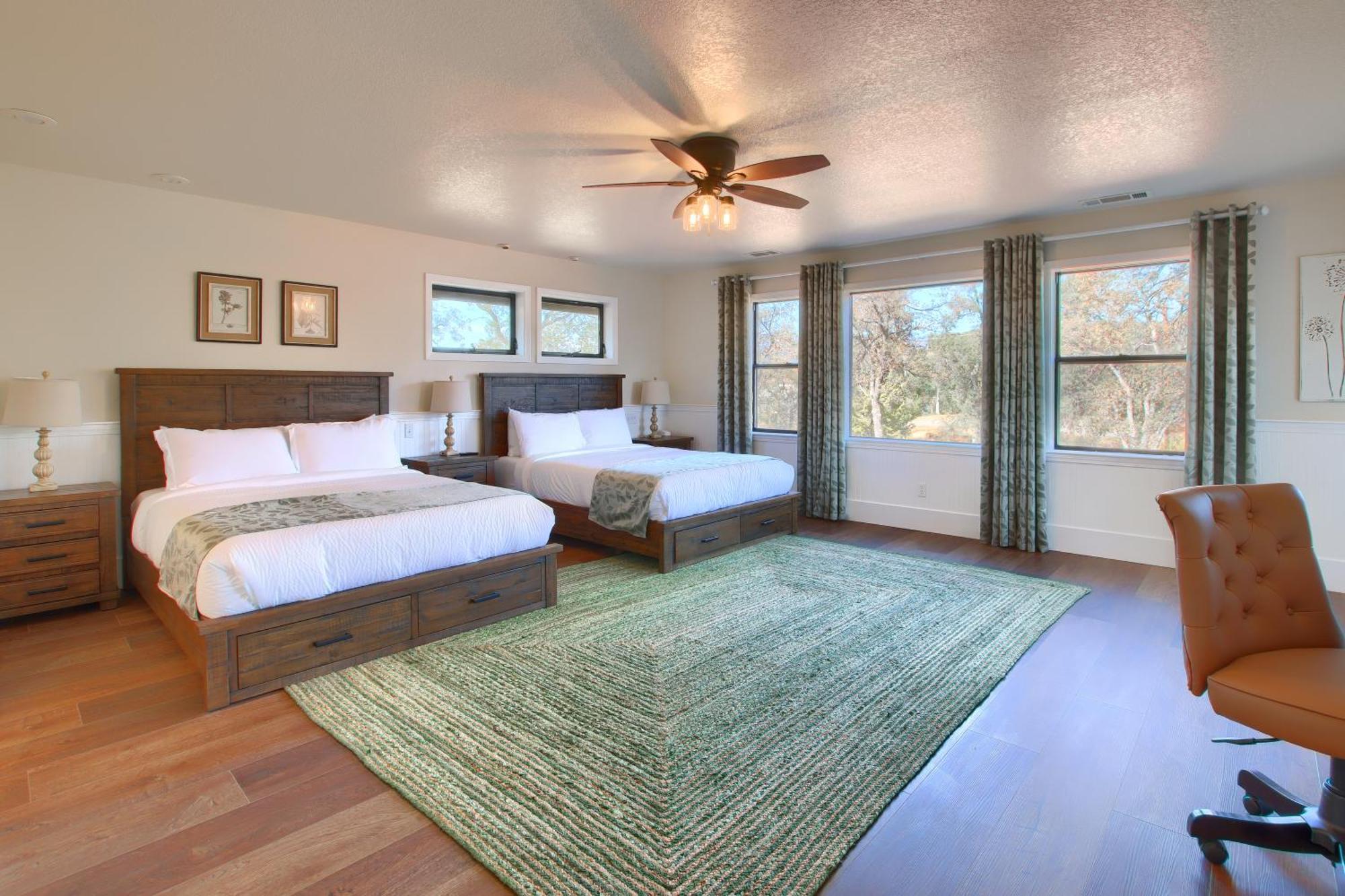 New! Yosemite Mountain Villa, Stunning Views -More Oakhurst Ngoại thất bức ảnh