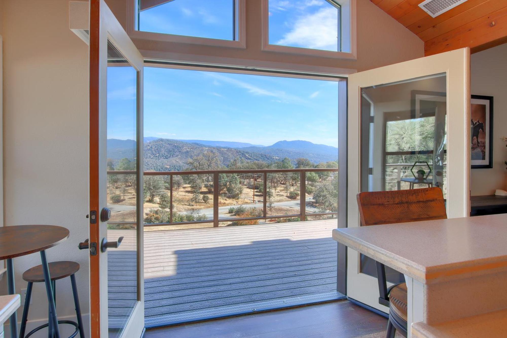 New! Yosemite Mountain Villa, Stunning Views -More Oakhurst Ngoại thất bức ảnh